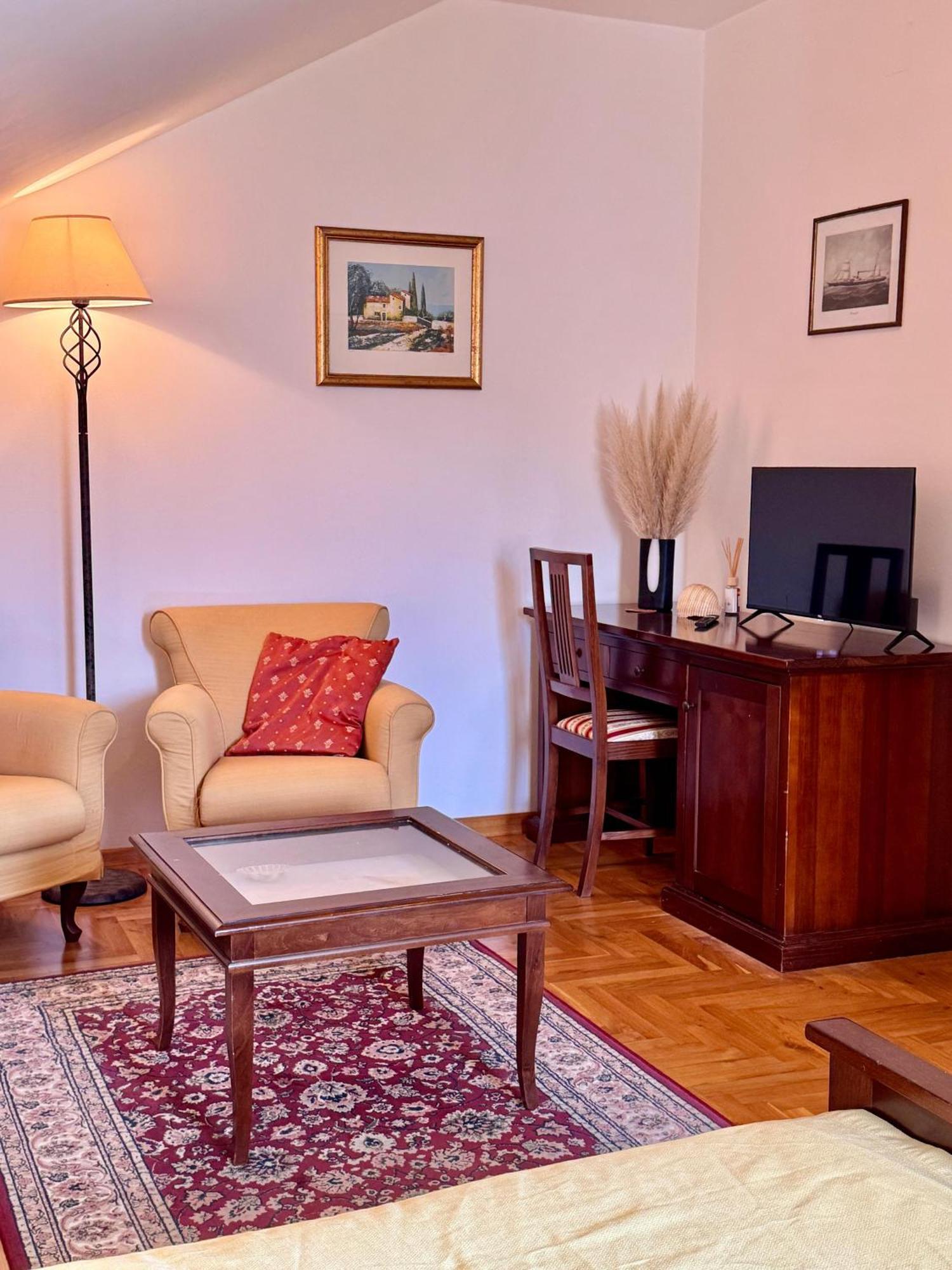 Villa Rava Hotel & Restaurant Экстерьер фото