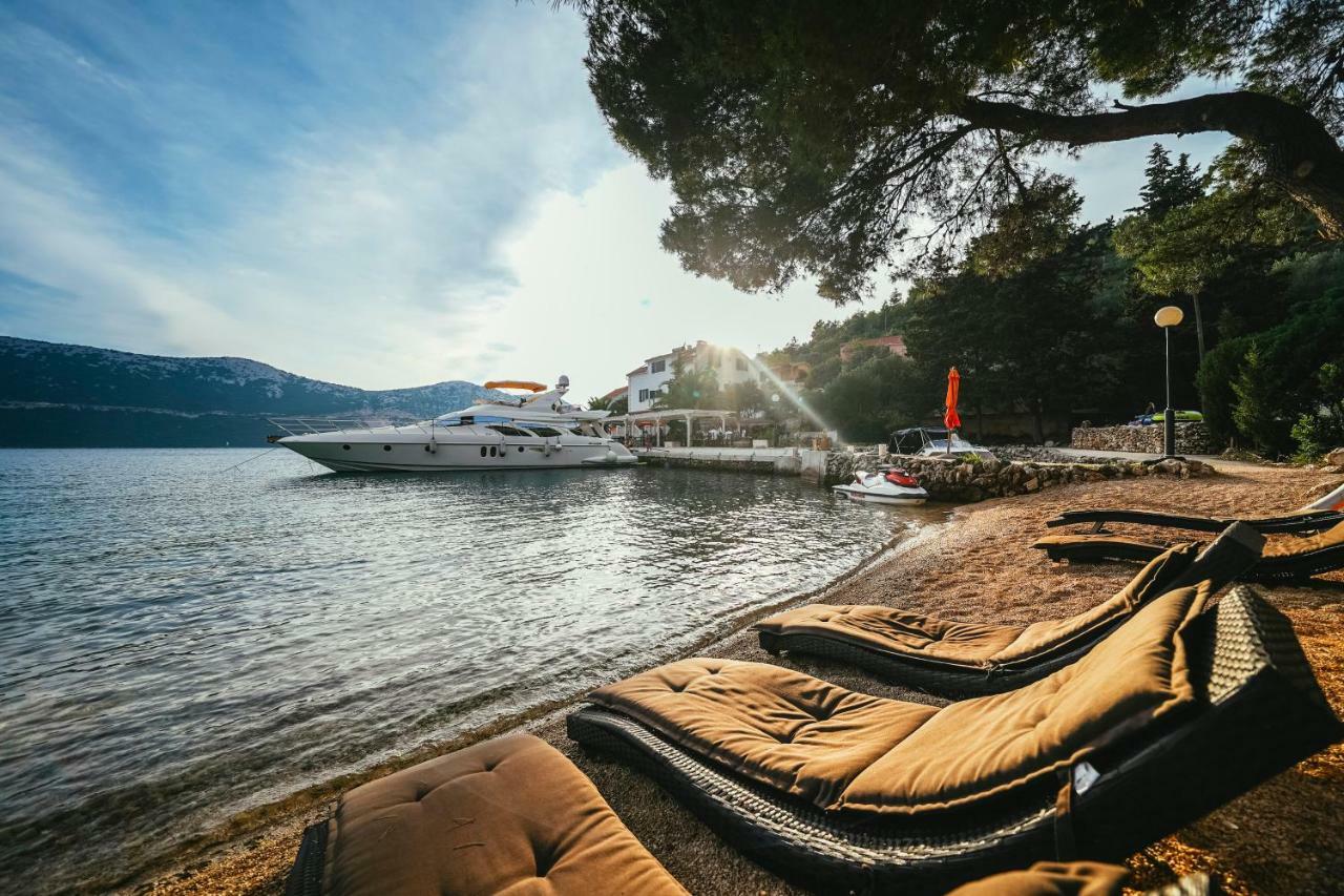Villa Rava Hotel & Restaurant Экстерьер фото
