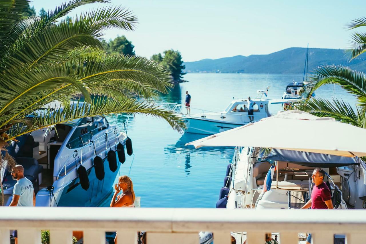 Villa Rava Hotel & Restaurant Экстерьер фото